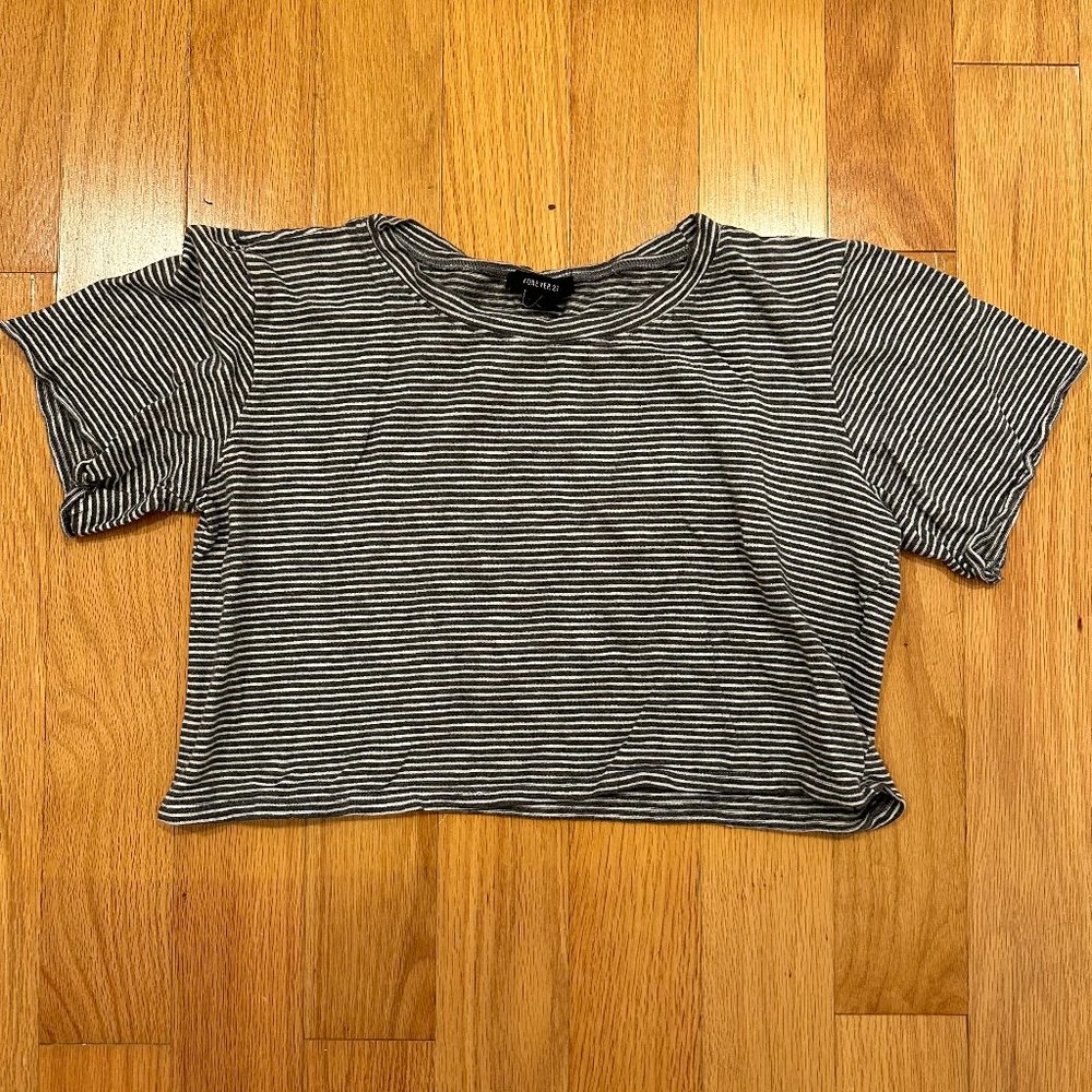 Forever 21 Grey Striped Tee